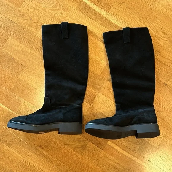 🎊HP🎊 NWOT Stuart Weitzman Henley Suede Knee High Boots